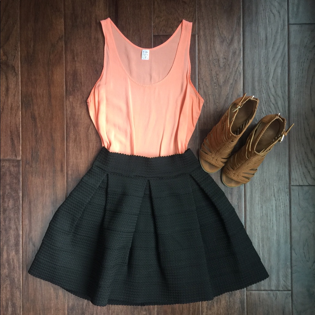 Devlin Skirt.